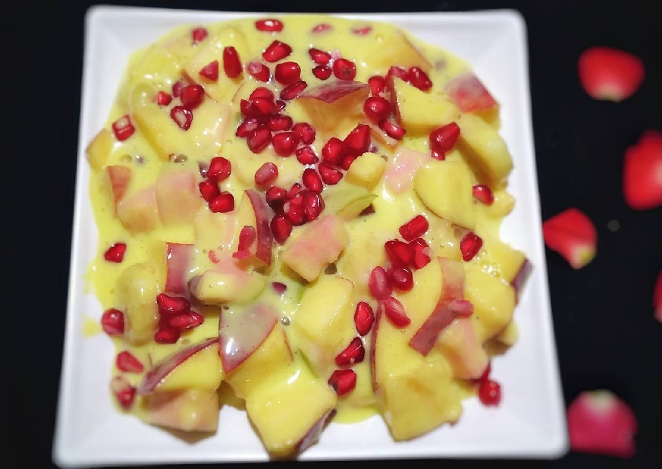 Mixed fruit custard