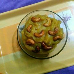 A picture of Makki ke  aate ka halwa.