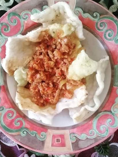Foto resep Kerupuk banjur sambal oncom