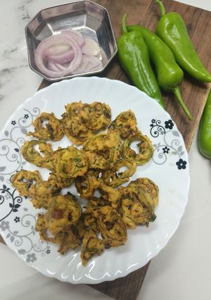 जेलापेनो रिंग के पकौड़े रेसिपी मुख्य फोटो
