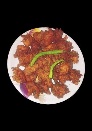 A picture of Methi Onion Pakora.