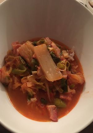 Hình của món Canh kim chi thịt bacon.