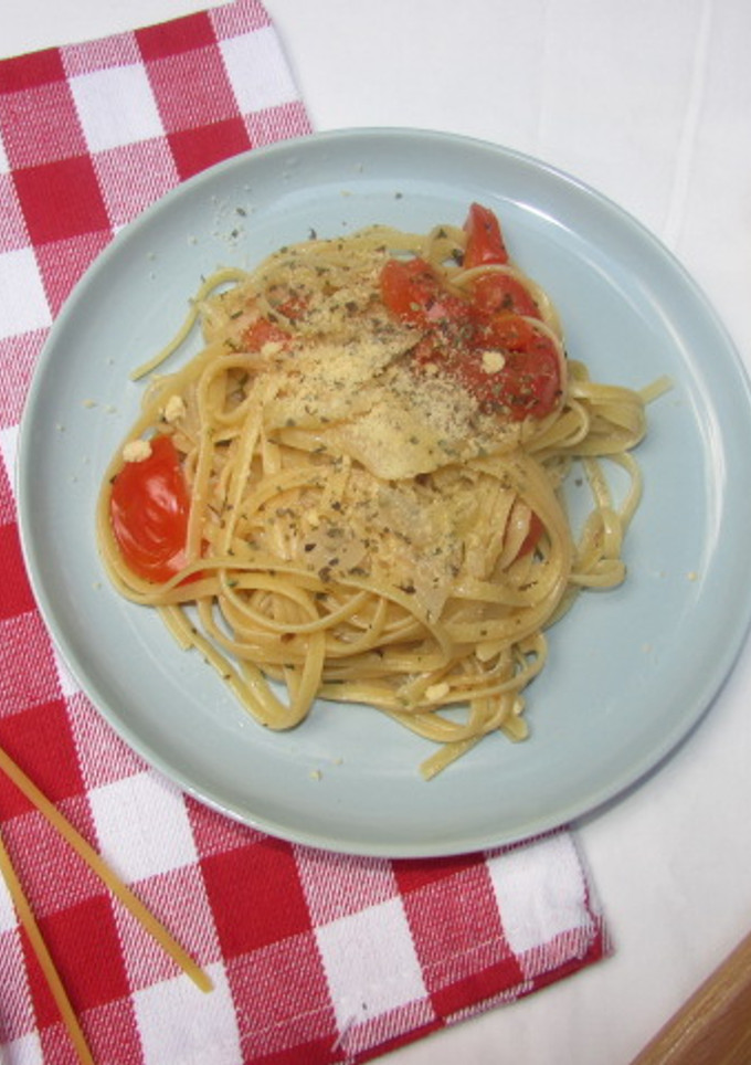 Una foto de Pasta fácil en una olla