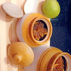 A picture of Chatpta pickle (Piquant pickle of raw mango).