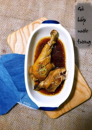 Hình của món Đùi gà hấp nước tương.