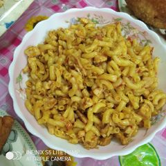 A picture of Chicken Spicy Macroni.