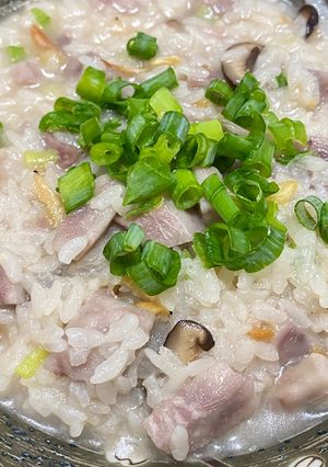 芋頭排骨粥 的食譜成品照片