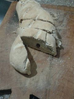 Una foto de Pan casero con chicharrón, delicioso