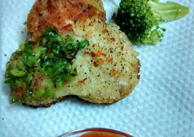 Rava cheese veggie flower pattice