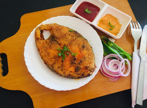A picture of King fish rava fry(Goan style).