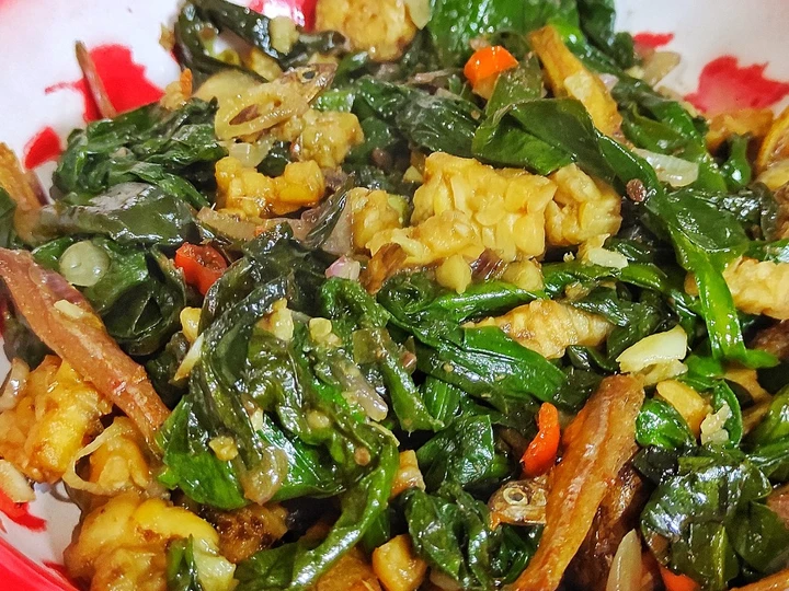 Langkah Mudah untuk Membikin Resep Tumis Genjer Pedas yang Enak Banget Anti Ribet, Lezat