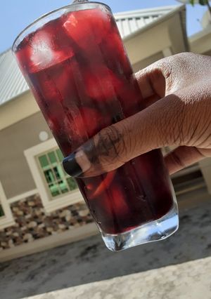 A picture of Hibiscus drink.