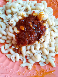 A picture of Macaroni and stew.