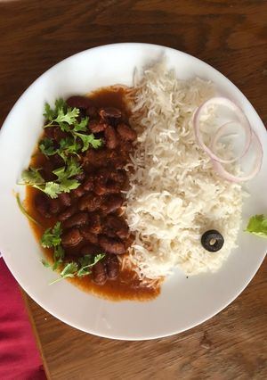 A picture of Rajma chawal.