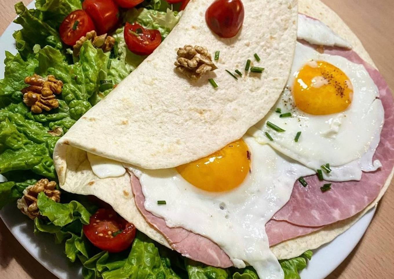 Wrap œuf jambon et noix