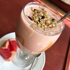A picture of Grapefruit 🍊 smoothie.