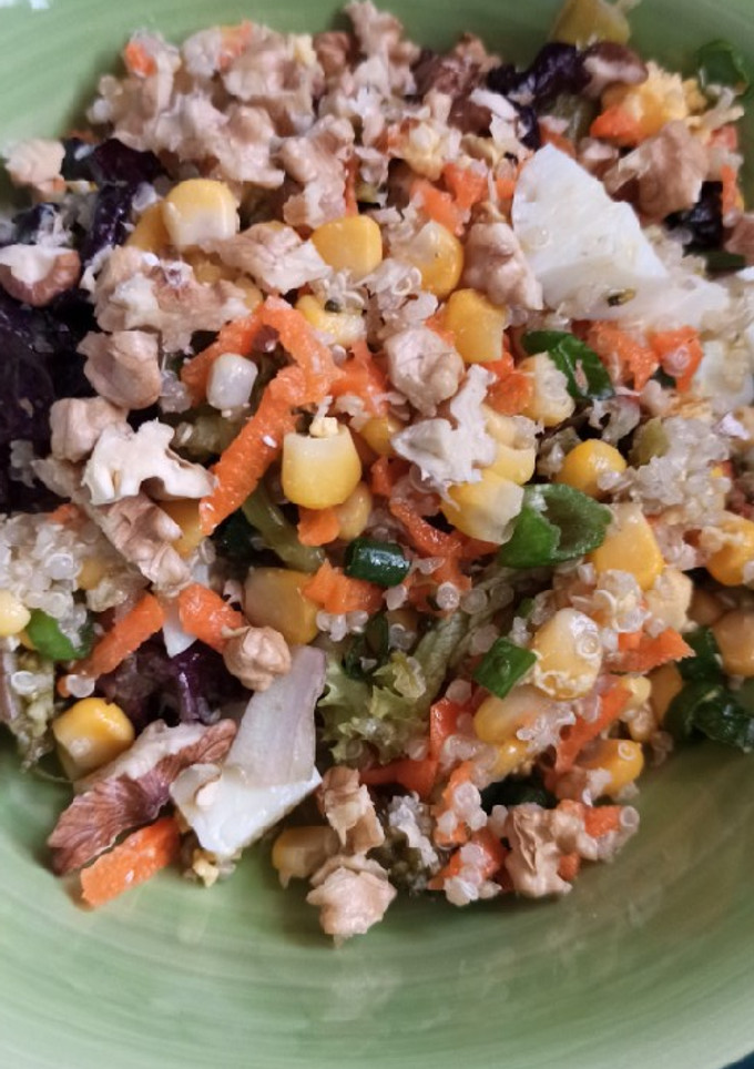 Una foto de Ensalada súper saludable I