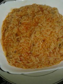 صورة لوصفة رز بصلصة طماطم