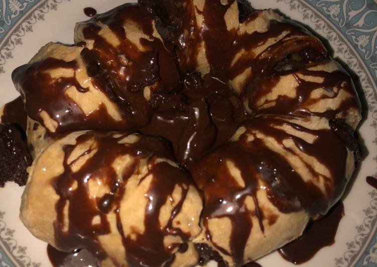 Recipe of Perfect Nutella Banana crescent ring