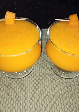 A picture of Mango Peach Fizz.