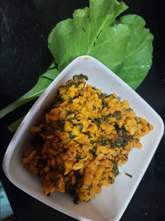 પાલક મગની દાળ (Palak Moong Dal Recipe In Gujarati) રેસીપી મુખ્ય ફોટો