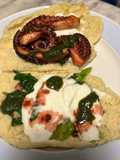 Kebab di polpo lattuga e mozzarella