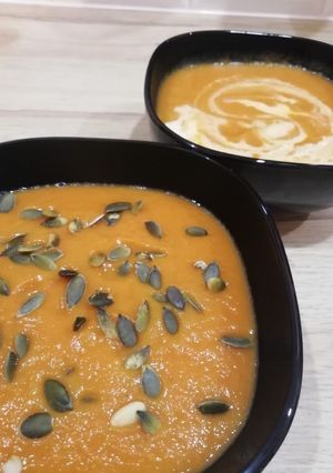 Une photo de Soupe de potimarron / panais / radis meat / rutabaga, tous BIO