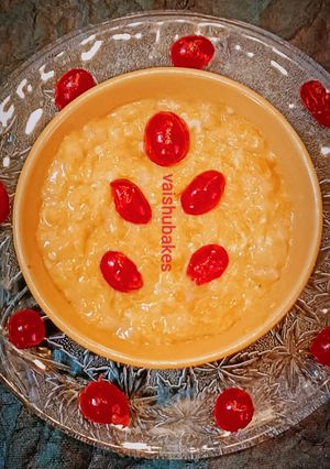 A picture of Semiya and Cherry Payasam.