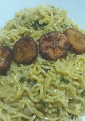 A picture of Noddles with fried dodo.