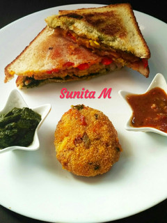 A picture of Rice-Cutlet Sandwich.