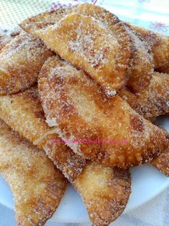 Una foto de Empanadillas dulce rellenas de crema
