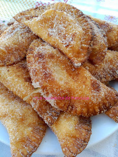Una foto de Empanadillas dulce rellenas de crema
