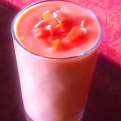 A picture of Papaya smoothie.