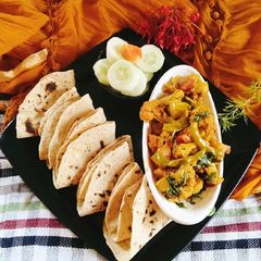 Dhaba style potato cauliflower masala curry /gobhi aloo curry A picture of Dhaba style potato cauliflower masala curry /gobhi aloo curry.