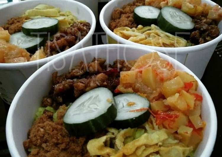 Nasi Kuning simple ala Those