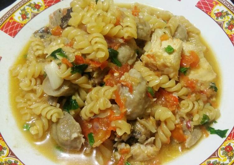 Cara Termudah Untuk Memasak Oseng Pedas Macaroni Spiral Yang Maknyus