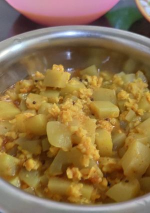 A picture of Bottle gourd kootu.