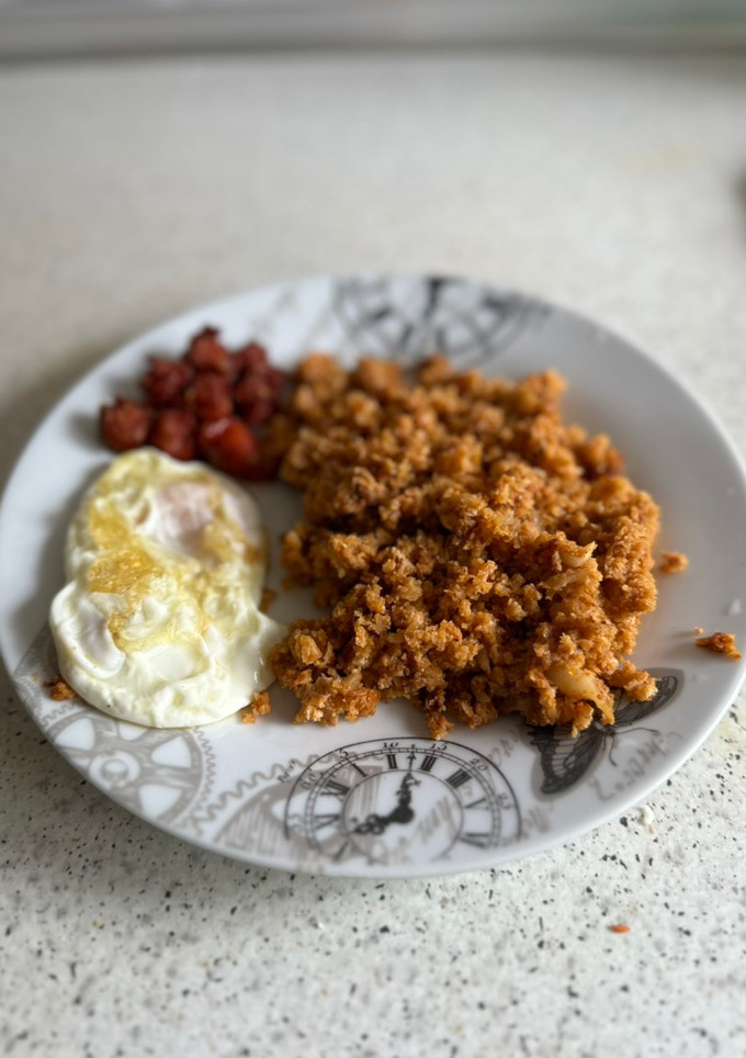 Una foto de Migas de coliflor con longaniza