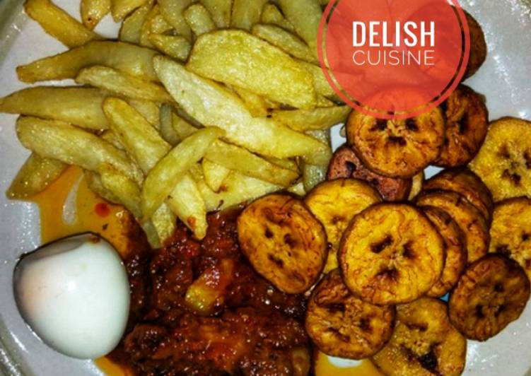 Recipe of Homemade Fried Irish potato/plantain and boiled egg with pepper sauce