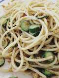 Spaghetti con crema di fiori di zucca