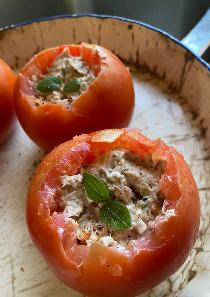 Una foto de Tomate relleno 🍅💗
