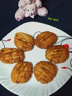 मीठा खस्ता (meetha khasta recipe in Hindi) रेसिपी मुख्य फोटो