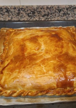 Una foto de Empanada de atún