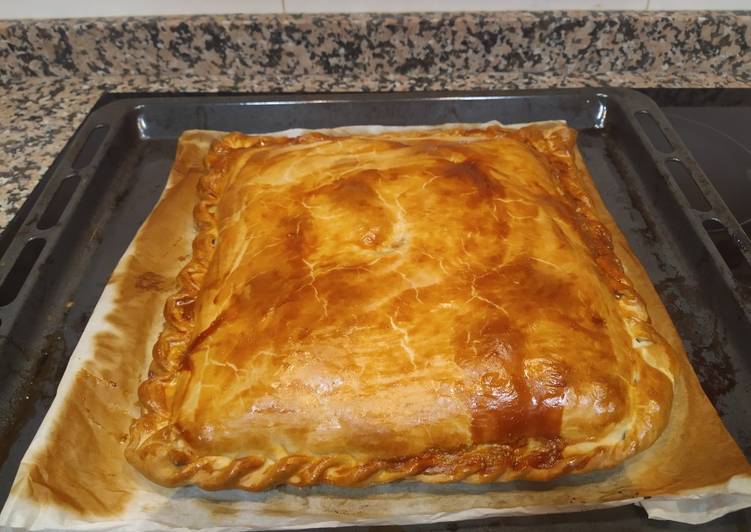 Empanada de atún