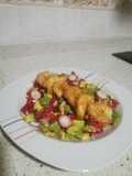 Ensalada con gambas rebozadas