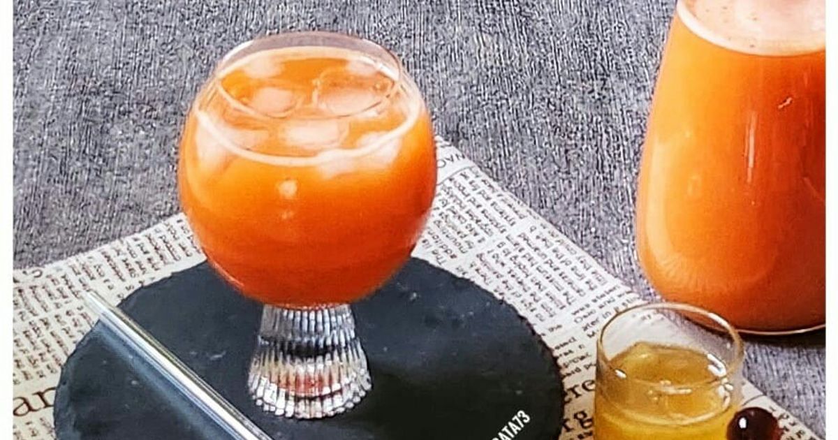 Carrot Pineapple Tomato Lemon Juice