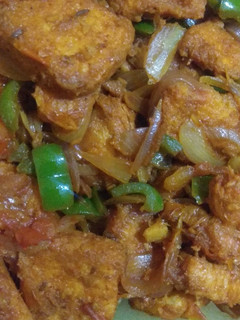 பிரெட் சில்லி (Bread chilli Recipe in Tamil) செய்முறை முக்கிய புகைப்படம்