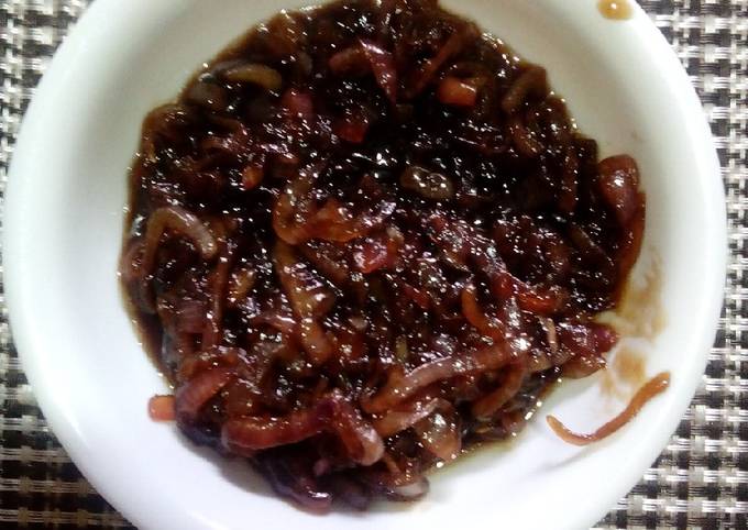 Recipe of Homemade Caramelized Onions