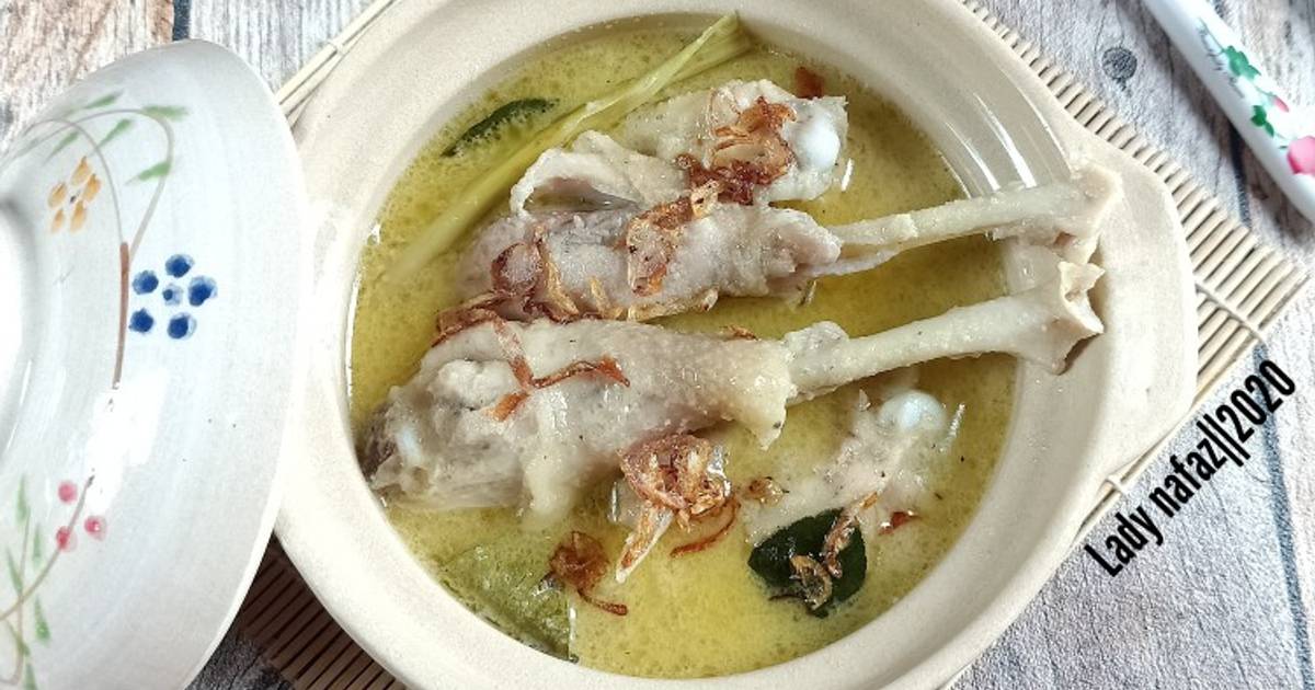 Resep Opor Ayam Kampung Kuah Putih Oleh Lady Nafaz Cookpad