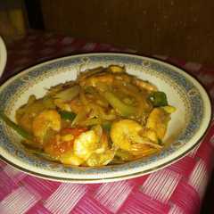 A picture of Udang paprika asem manis.